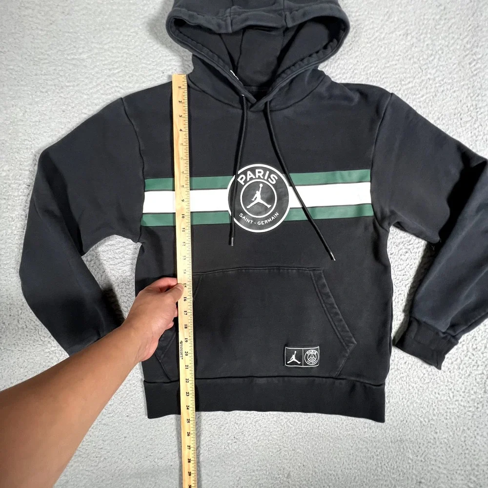 Paris Saint Germain Hoodie Mens Small Black‎ Jordan Pullover Casual Preppy PSG